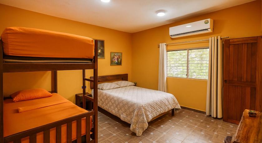 Image of Quadruple Room with Private Bathroom 4
