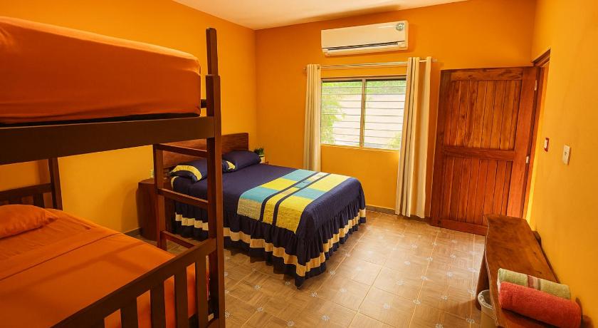 Image of Quadruple Room with Private Bathroom 5