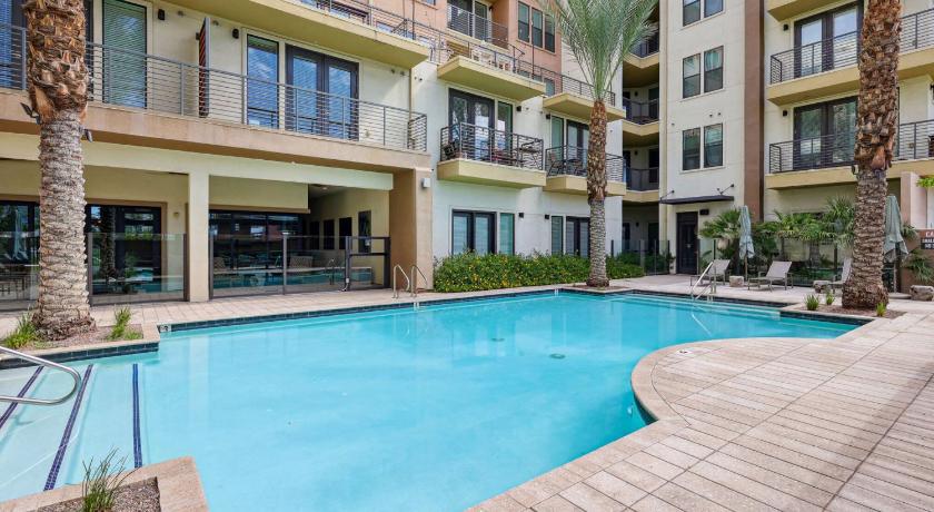 피닉스 (AZ) Boulevard Stays Modern Roosevelt Row Suite 1BR Pool Gym 1 4성급 숙소 객실