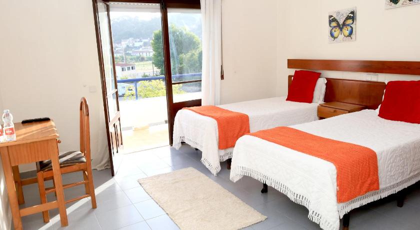 托雷斯韦德拉什 Residencial Braga 3星级 酒店 套房