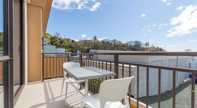 Image of Executive Studio 13