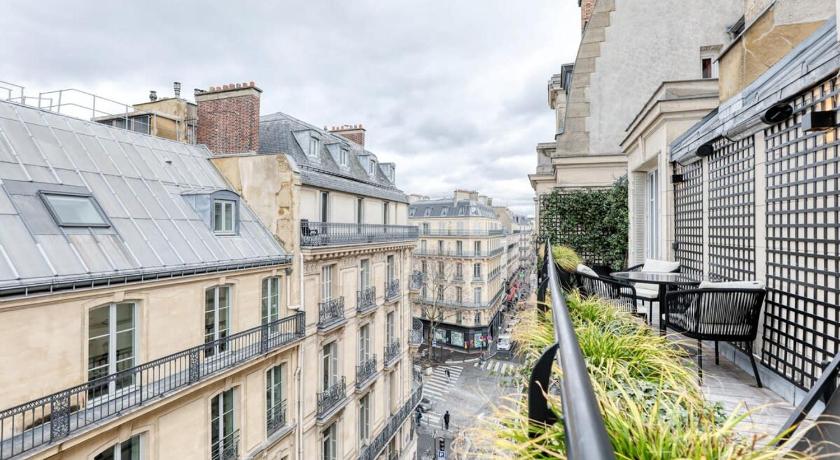 Wonderful AC Apartment Terrace Madeleine Opera - image 10