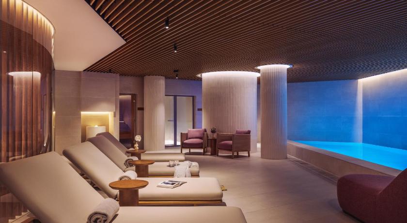 リスボン ME Lisbon by Melia 5つ星 ホテル 施設