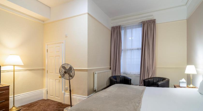 Image of Sea View Twin Room 5