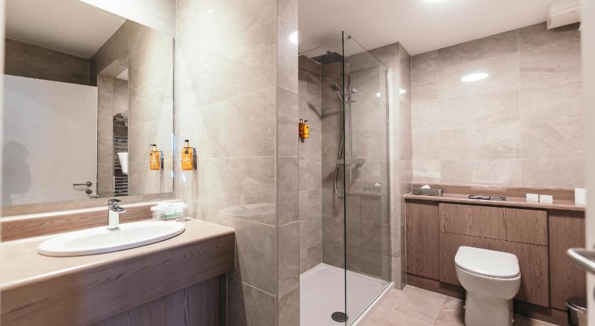 Image of Deluxe Suite 2