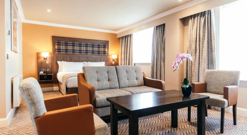 Image of Deluxe Suite 1