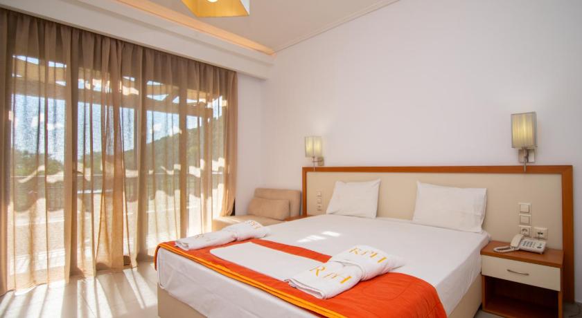 Image of Triple Room 5