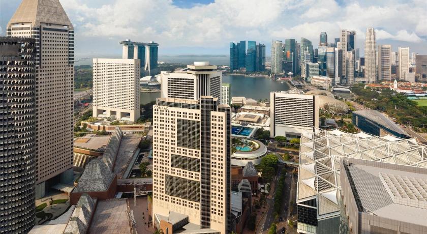 Singapore Conrad Singapore Marina Bay 5-Star Hotel lobby