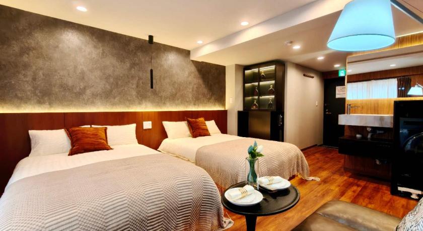 도쿄 / 동경 A1 Shinjuku Business District hotel, 9 mins to ST Max 4P 新宿商务区 全新装修 交通中心 车站9分钟 最大4人 直达新宿 涉谷 表参道 品川 池 숙소 부대시설