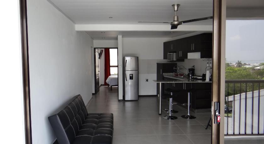 Apartment with Balcony, Maria´s Apartments in Alajuela