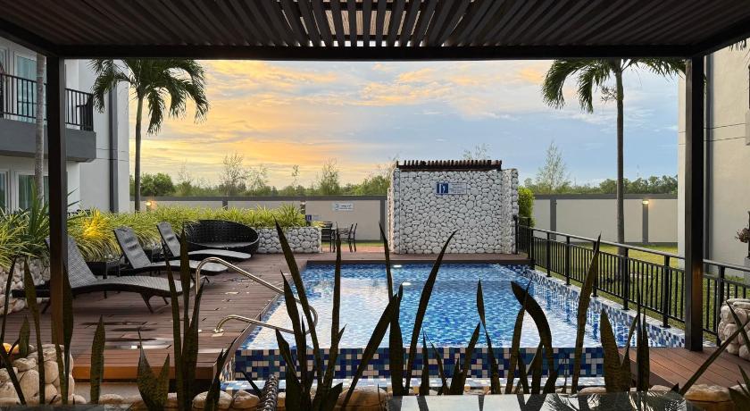 ラヨーン Mantra Beach Condominium Suite - Mae Phim 5つ星 ゲストハウス プール