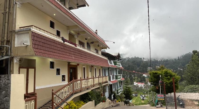 Ezhil Residency – Kodaikanal, IL