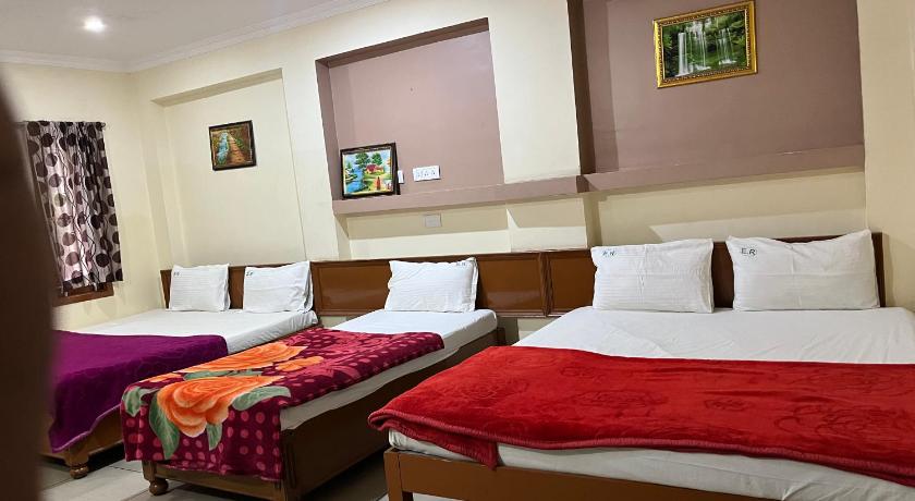 Ezhil Residency – Kodaikanal, IL