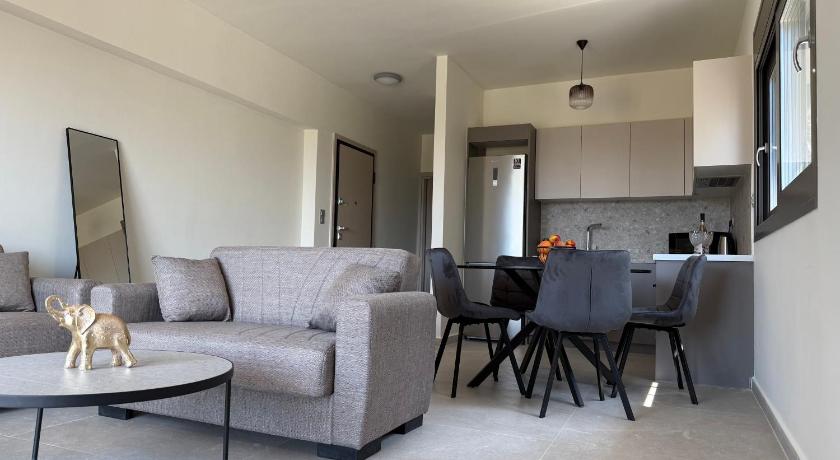 Poseidon 77B Luxury Residences