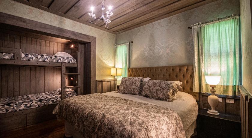 Image of Chalet 6