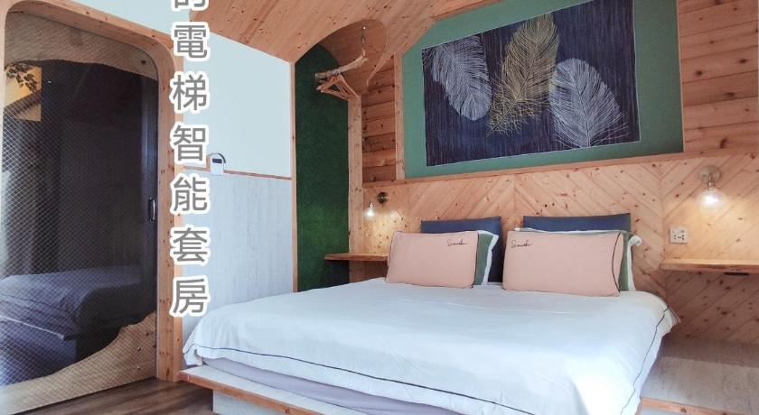 Image of Suite with Terrace 3