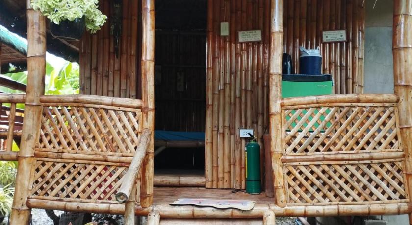Cebu Titanic's Nipa Hut Hotel lobby