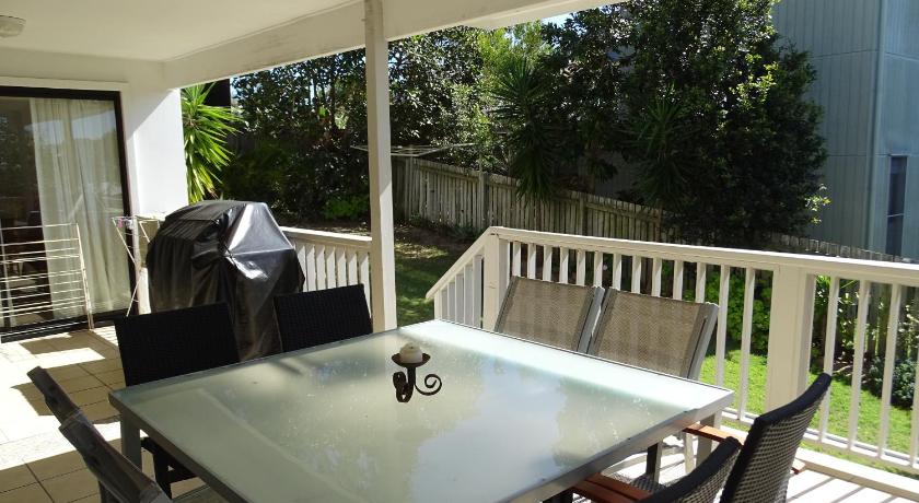 Image of Three-Bedroom Apartment on Roseby Court 8