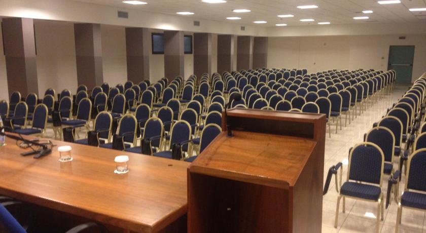 Assisi TH Assisi - Casa Leonori 3-Star Hotel lobby