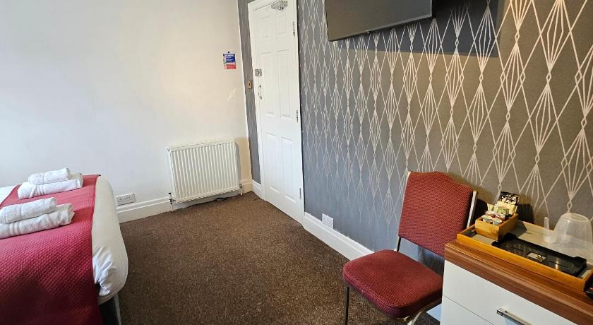 Image of Twin Room 10
