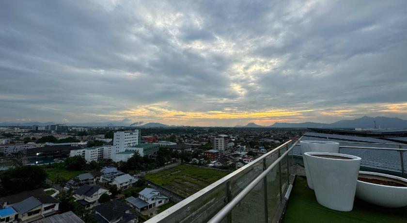 クチン Kuching Cozy Comfort 08 - Kozi Square Studio with Wide Windows 4つ星 シングルルーム レストラン