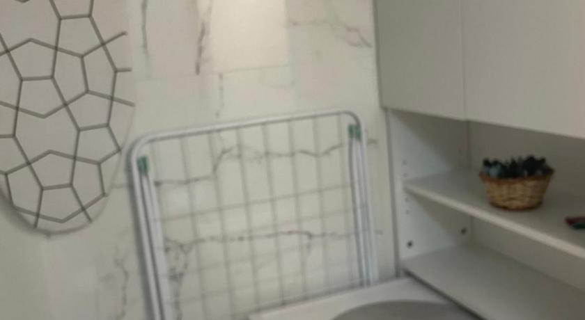 ベオグラード M&O Belgrade 3つ星 シングルルーム プール