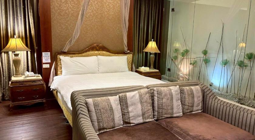 Image of Queen Room with Bath(Check-in after 18:00) 0