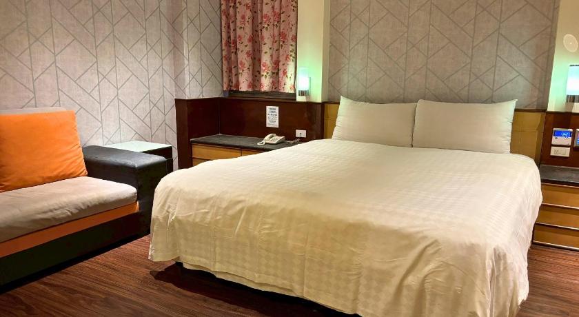 Image of Business Double Room - Check-In After 9 PM 1