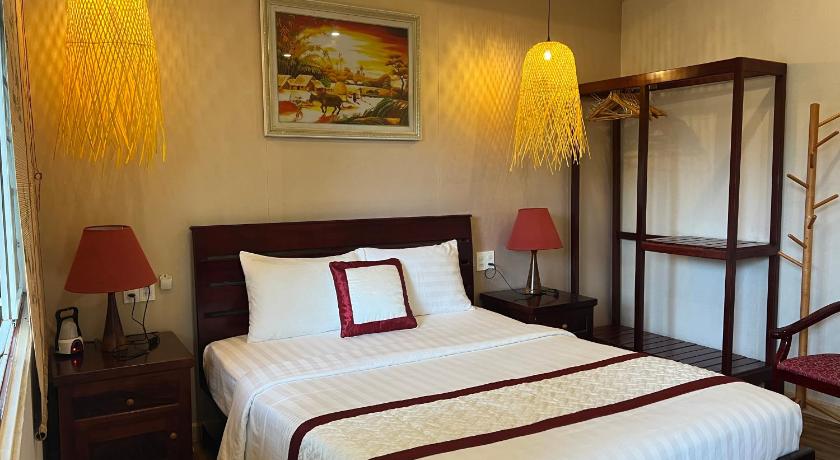 Image of Deluxe Bungalow with Garden View 3