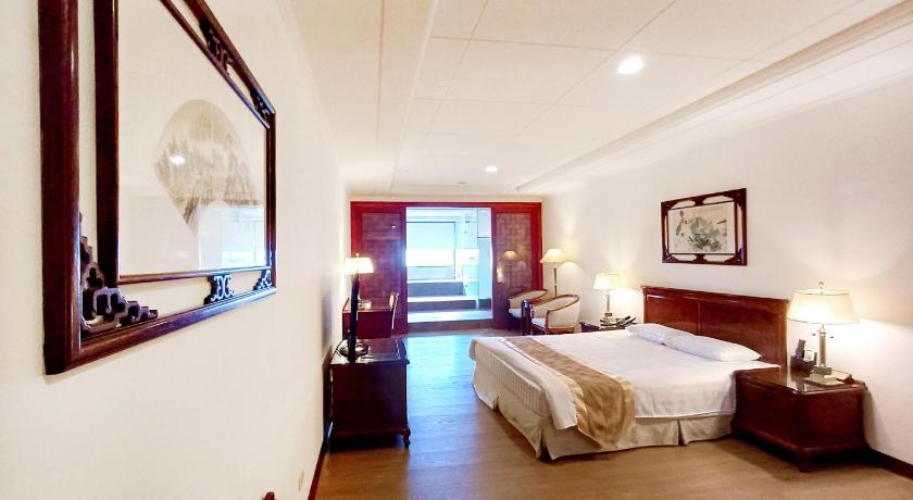 Image of Luxury Suite 1