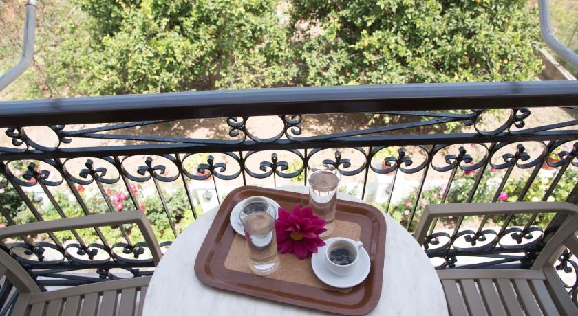 Hotel Aris photo