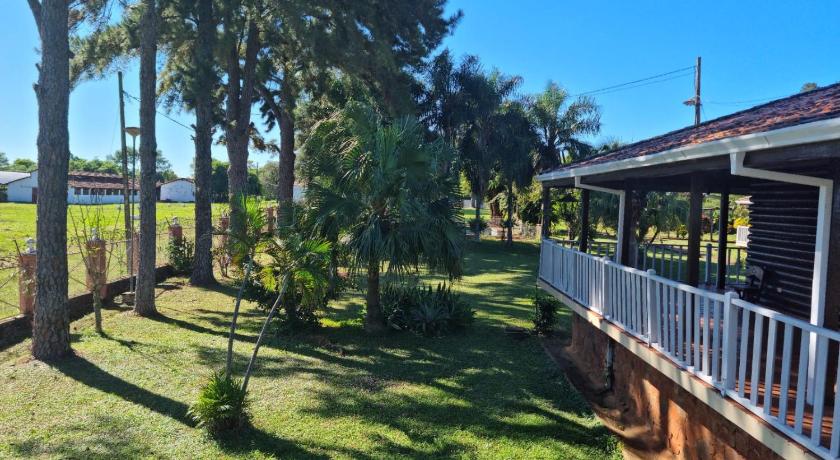 カルメン・デル・パラナ Hotel Estancia Itapua 3つ星 ホテル プール