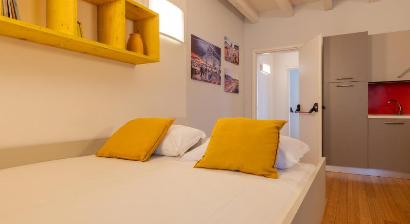 Image of One-Bedroom Apartment 11