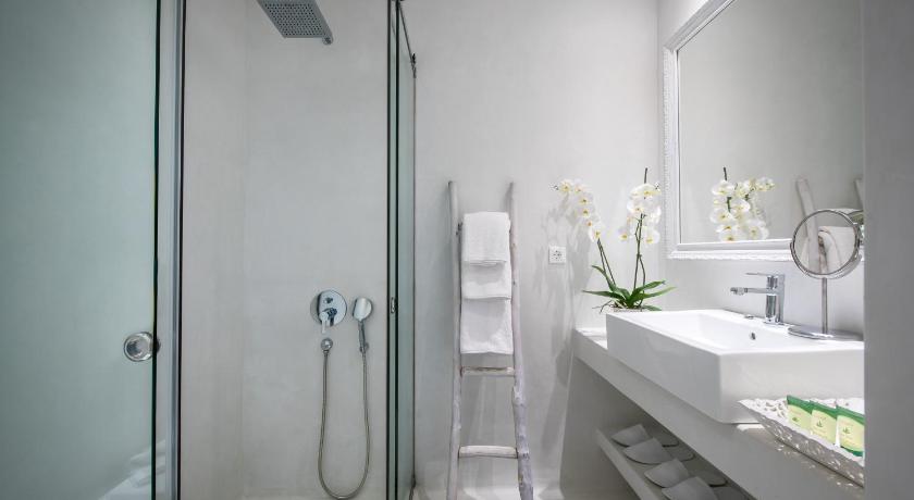 Image of Deluxe Double Room with Side Sea View - Annex 2