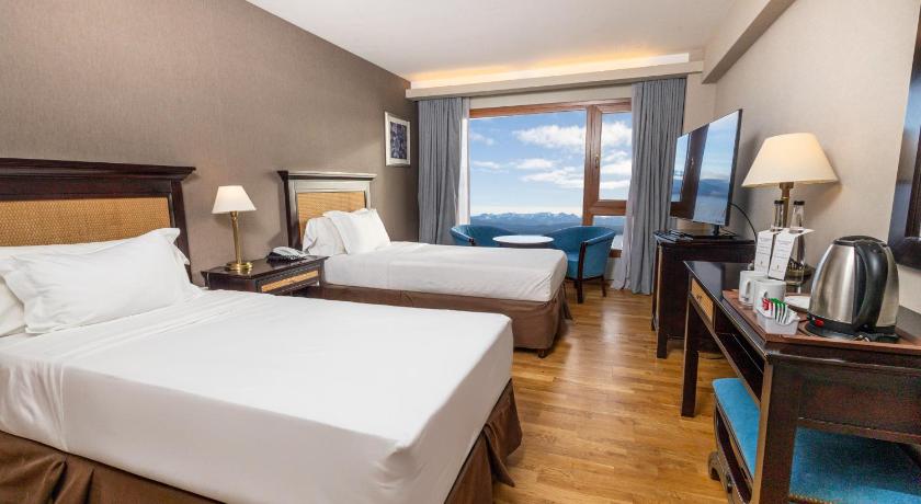 Image of Superior Twin Room 0