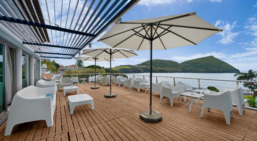 アングラ・ド・エロイズモ Hotel do Caracol 4つ星 ホテル プール