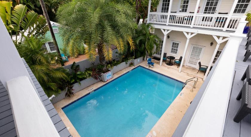 キーウェスト CLARO at Azul Mansion Key West 3つ星 宿泊施設 外観