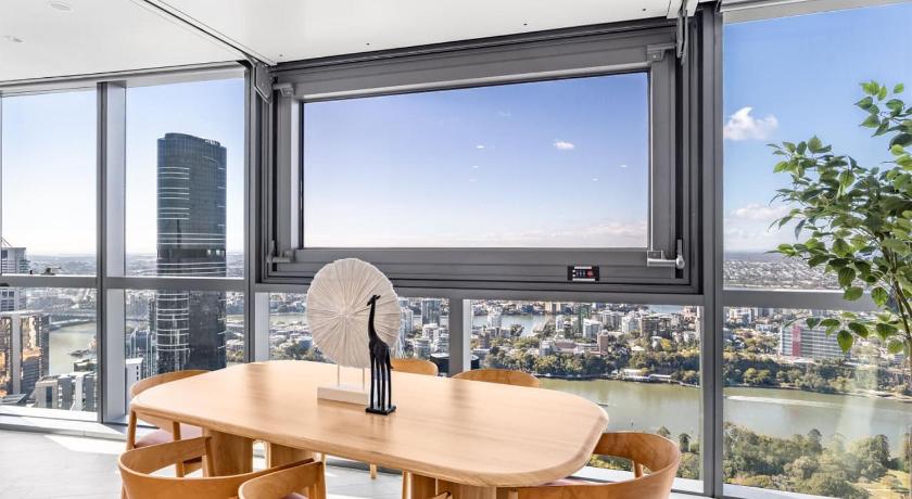 Uptown Casino Panoramic River and City Views