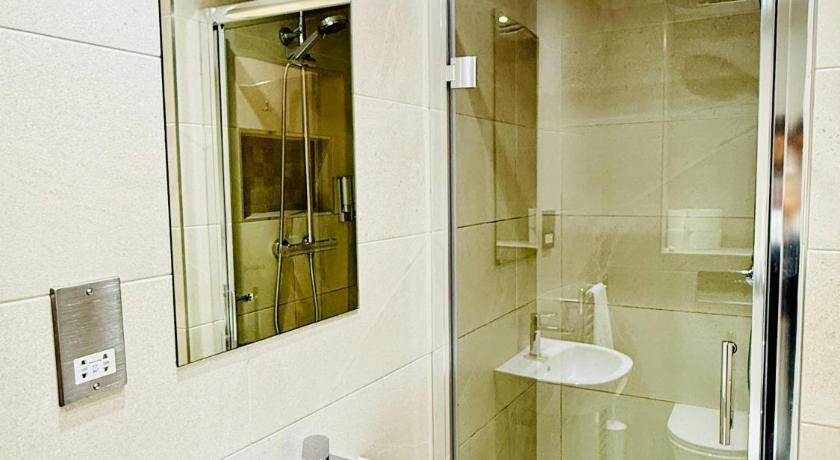 Image of Double Room 9
