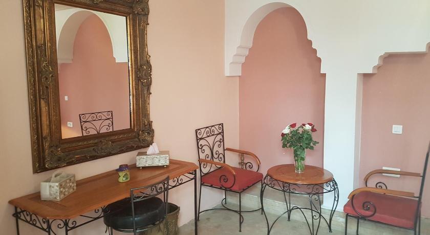Image of Oum Kaltoum Family Room 8