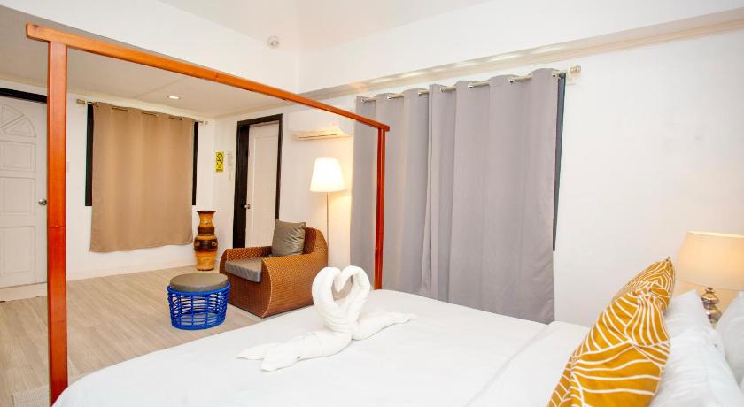 La Suerte Inn - image 30