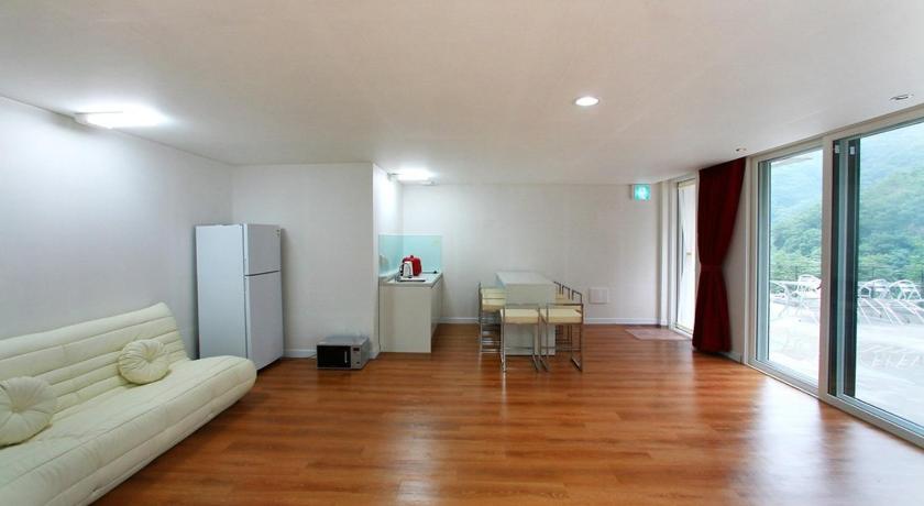 杨州 Art City Two 3星级 民宿 大堂