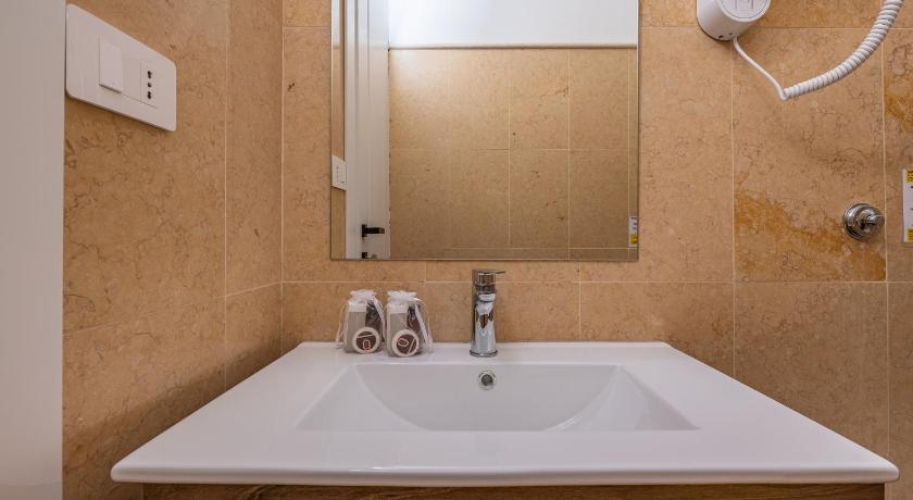 로마 Residenza Degli Speziali Roma Prati 4성급 호텔 수영장