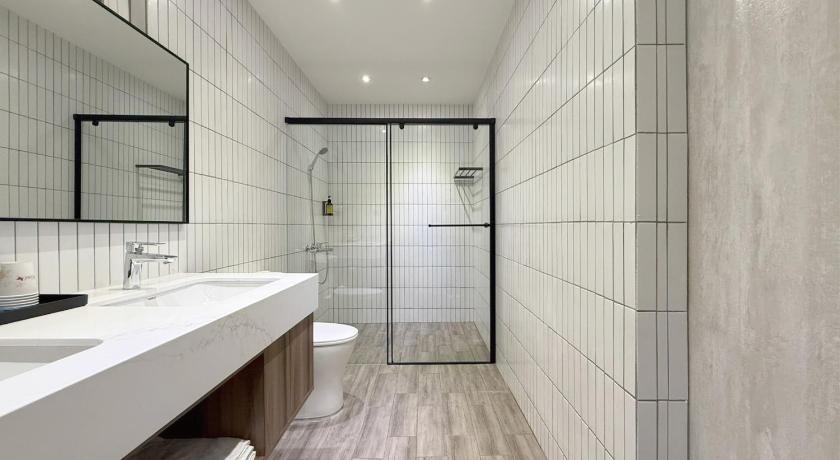 Image of Deluxe Family Suite 2