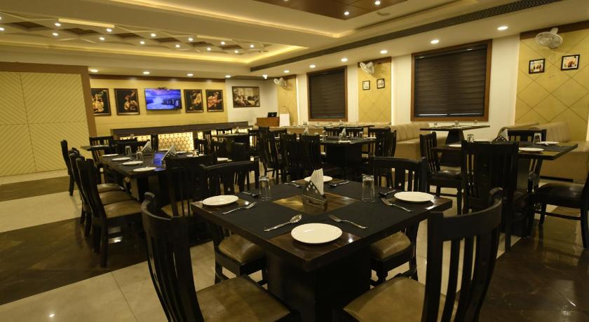 博帕尔 Hotel LA PEARL, Bhopal 3星级 酒店 套房