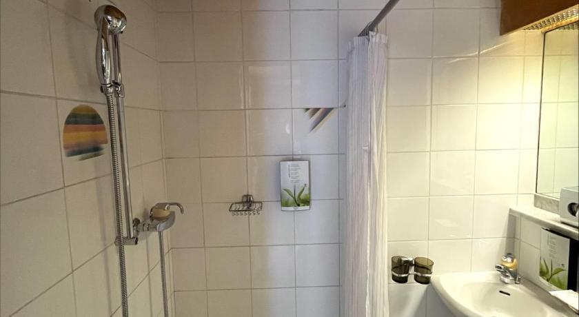 Image of Single Room 3