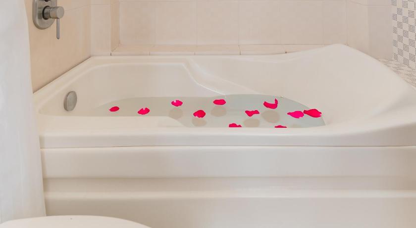 Ola Hotel Nha Trang - image 14