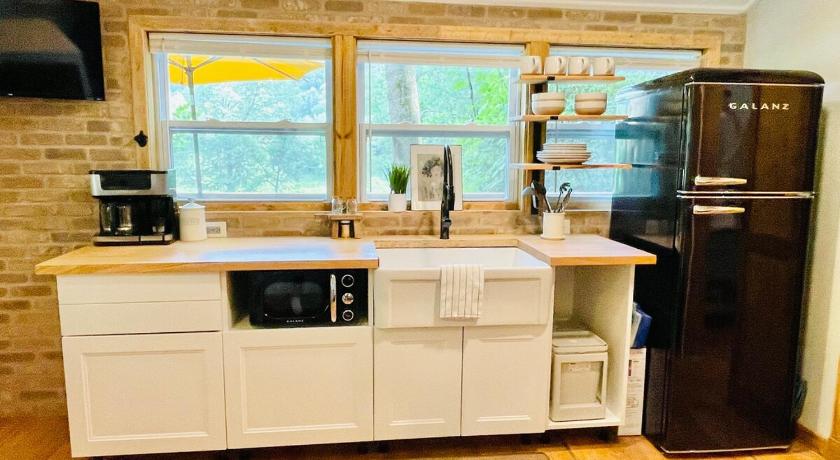 로빈스빌 (NC) Jai Hollow Tiny Home Cottage 2성급 숙소 외관