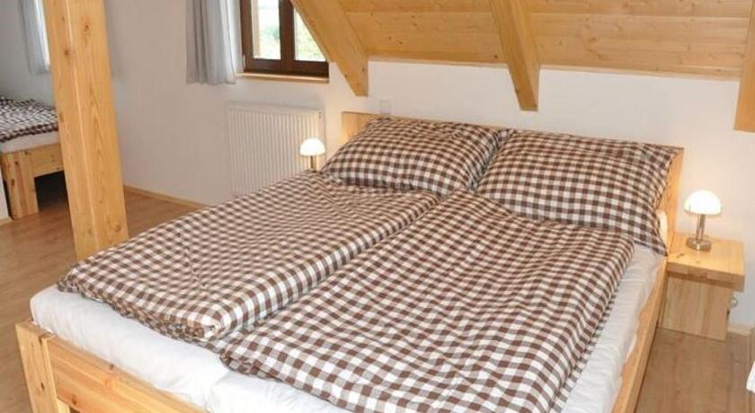 Image of Five-Bedroom Holiday Home 8