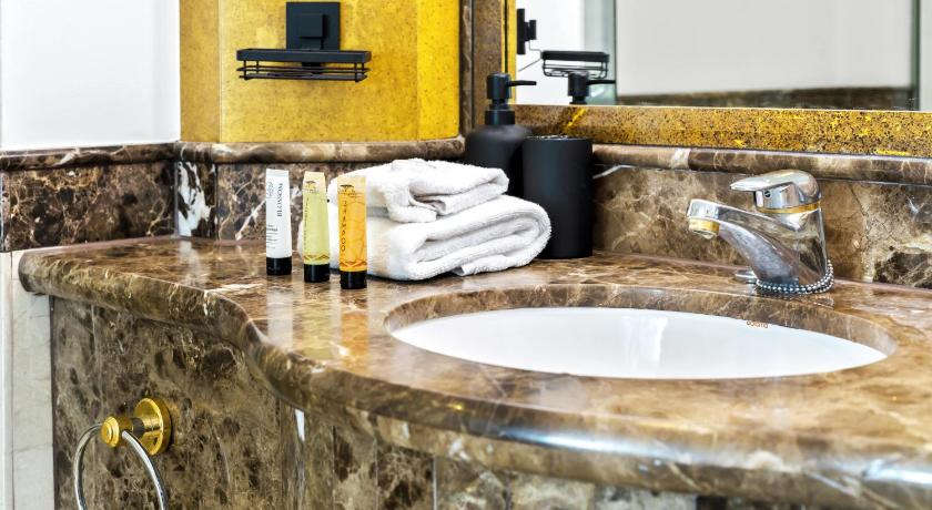 Fotografija Suita z masažno kadjo (Suite with Spa Bath) 16